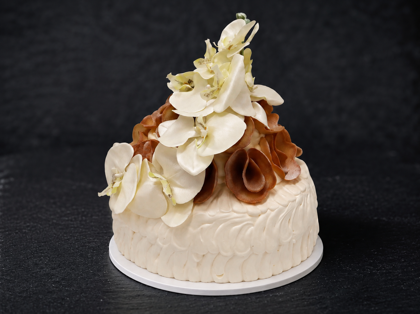 Dome Twist Flower Cake