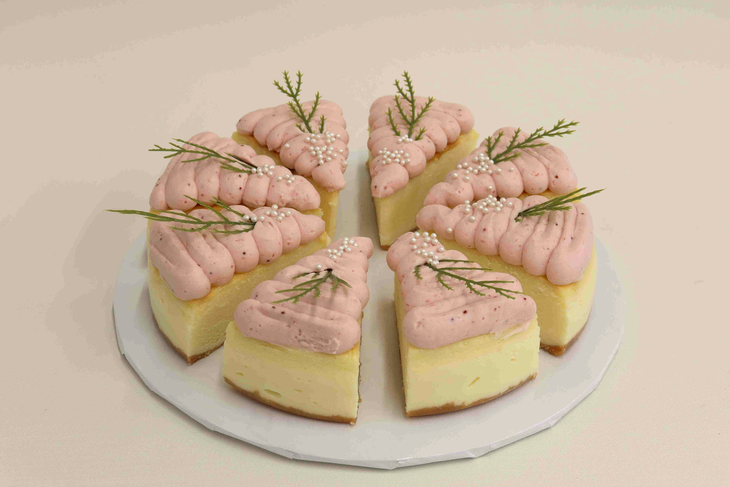 Pre Cut Strby Cheesecake