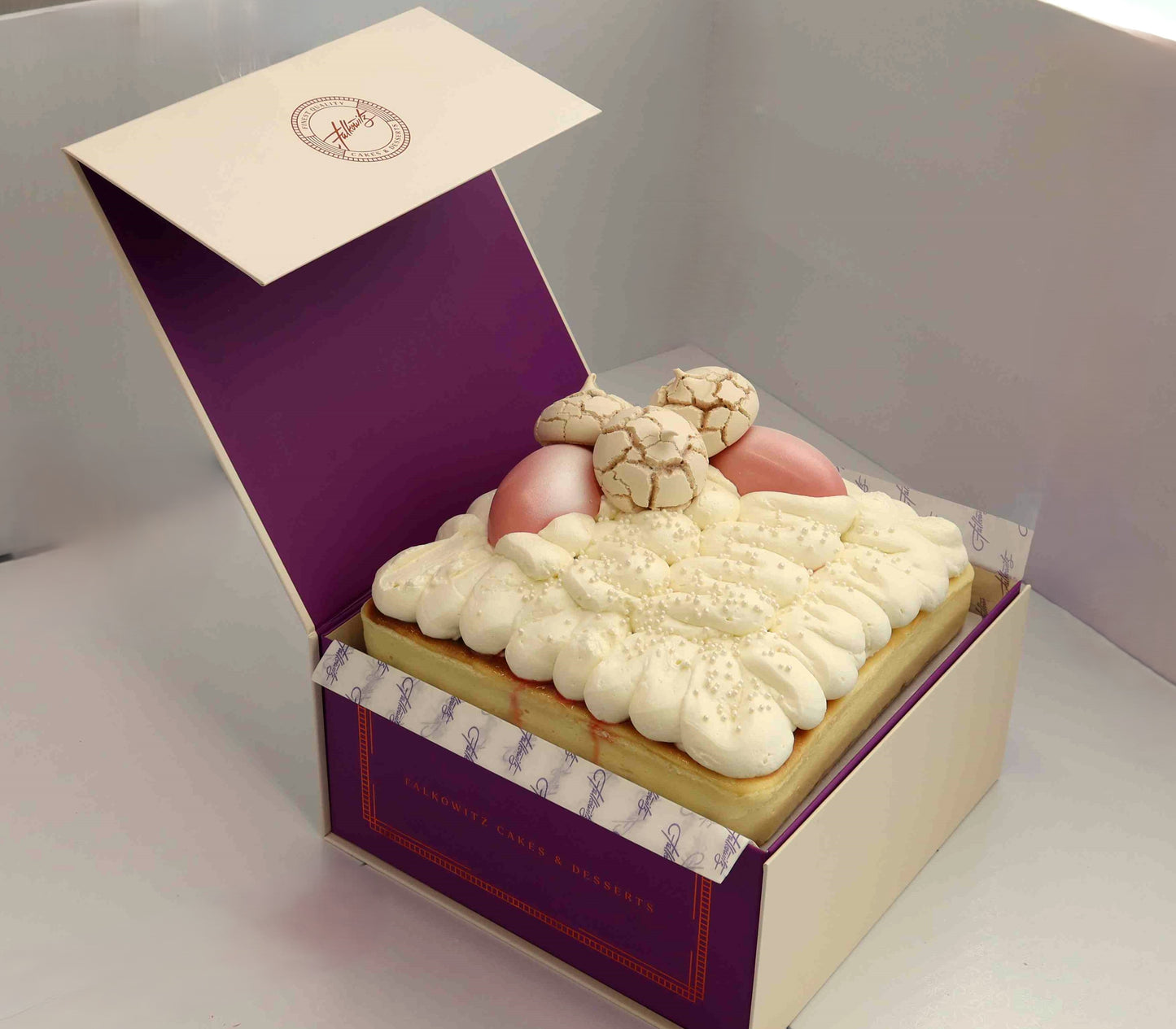 Strby Cheesecake Gift Box