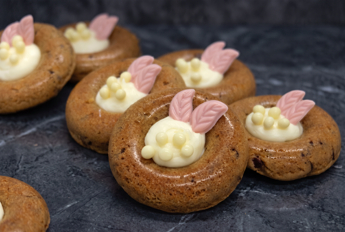 Choc Chip Cheese Rings- Pink