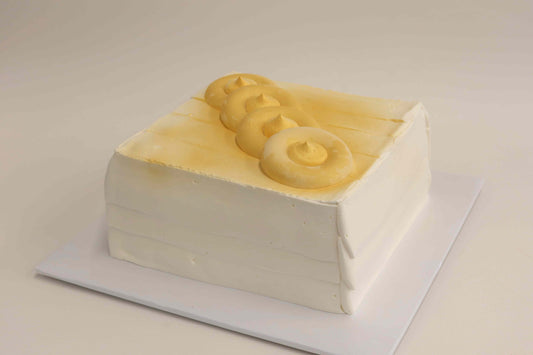 Caramel Square Cake