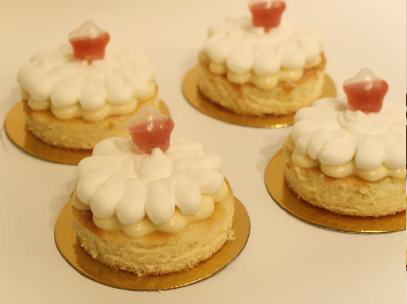 Lemon / strby Round Dessert