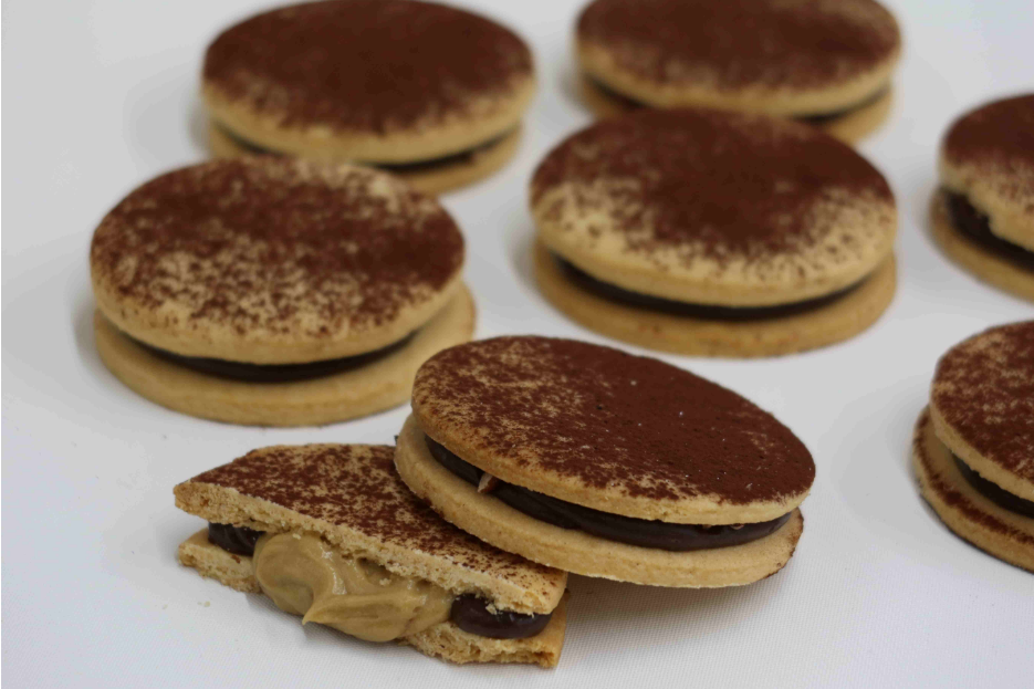 Sandwich Cookies (Flavor Choice)