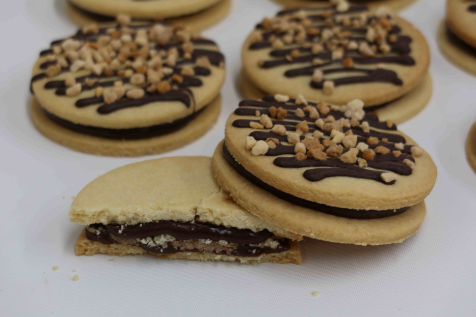 Sandwich Cookies (Flavor Choice)