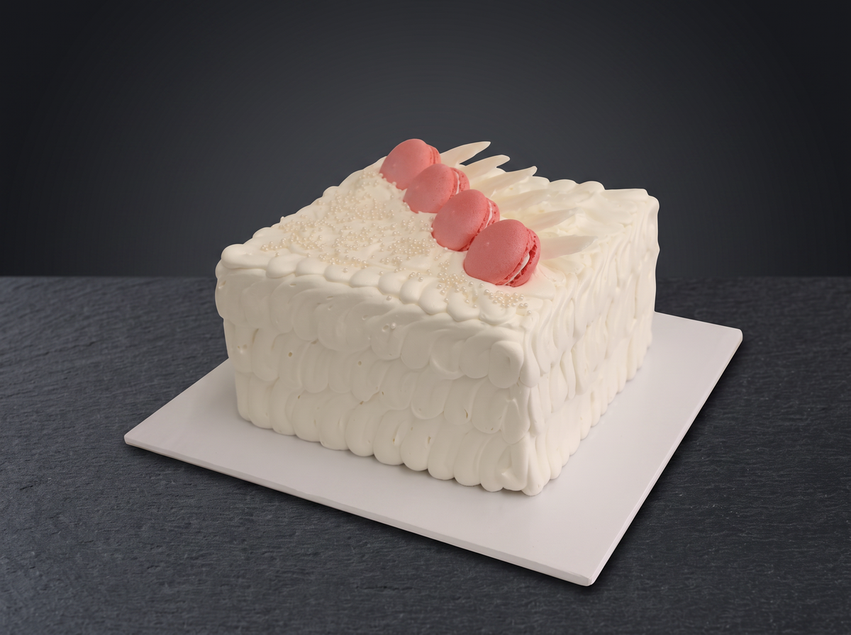 Strby Square Cake