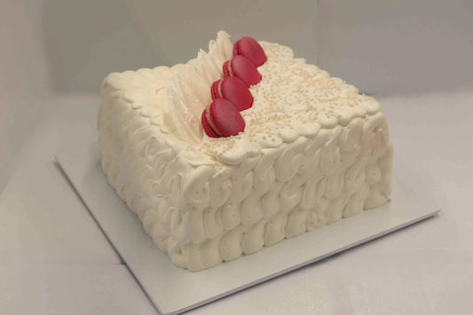 Strby Square Cake